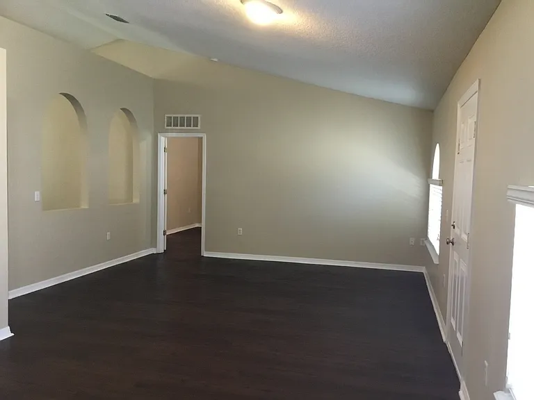 11932 Chester Creek Rd — Photo 6