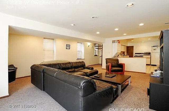 1222 W Diversey Pkwy #1 — Photo 6