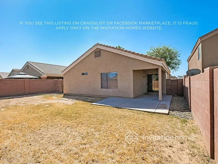12470 W Hearn Rd — Photo 16