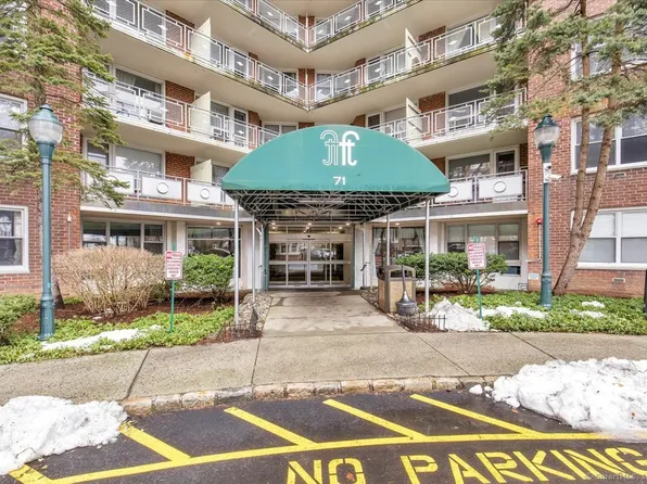 71 Strawberry Hill Avenue APT 209, Stamford, CT 06902