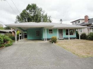554 W 4th St, Coquille, OR
