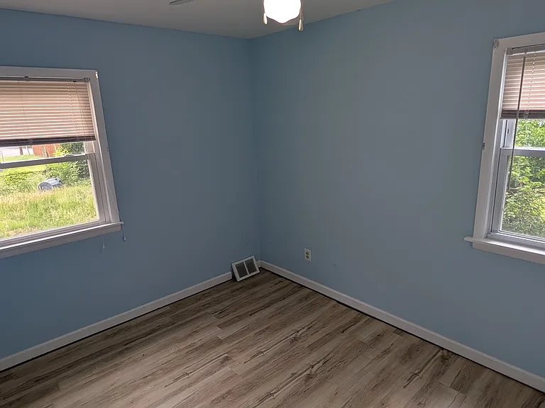 36 Warwick Rd — Photo 17