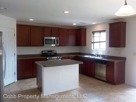 4th image of 293 S Princess Erica Dr