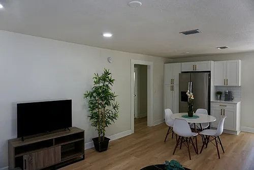 10104 N Arden Ave Photo 1