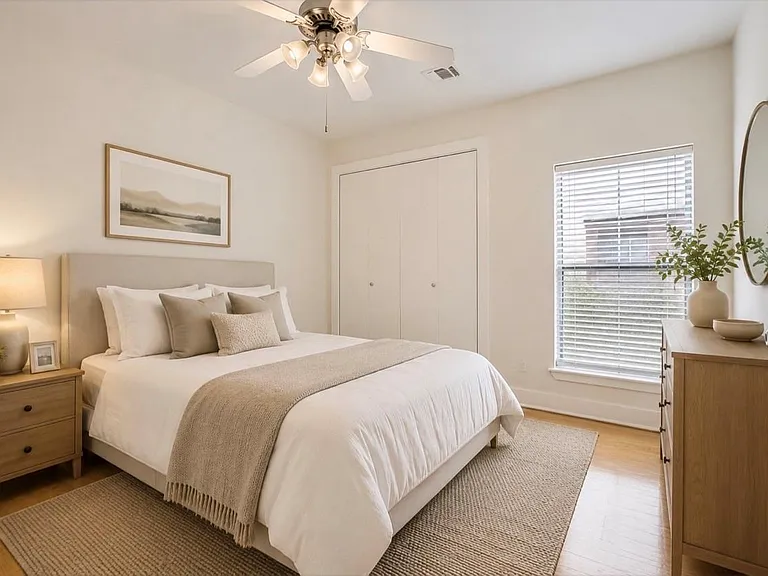 5830 Larkin St — Photo 15