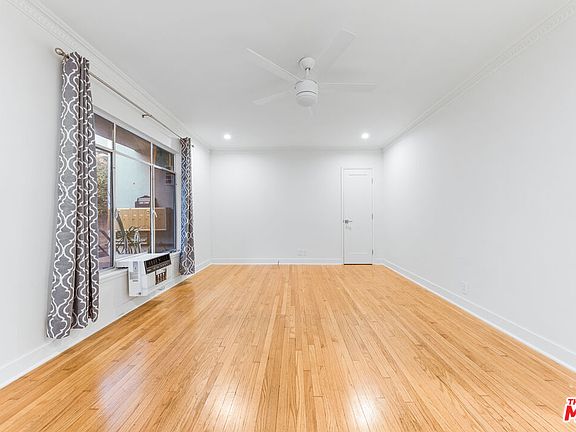 5th image of 1311 N Orange Dr #2