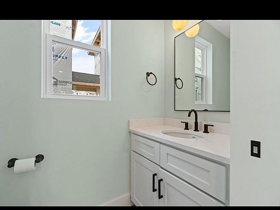 5th image of 1181 W Intendencia St