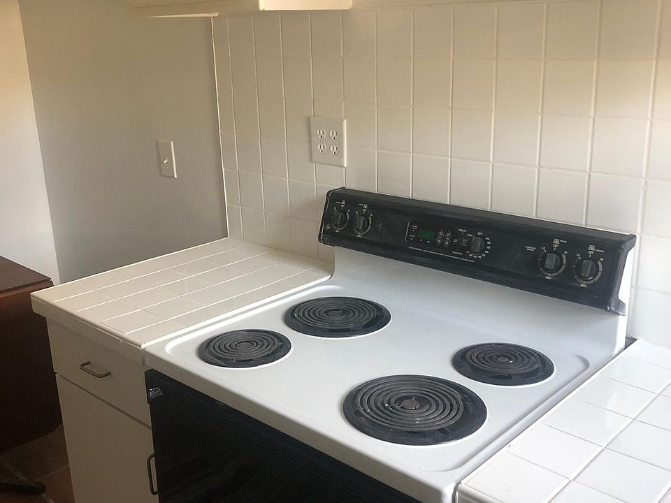 2nd image of 936 Majestic Cypress Dr N