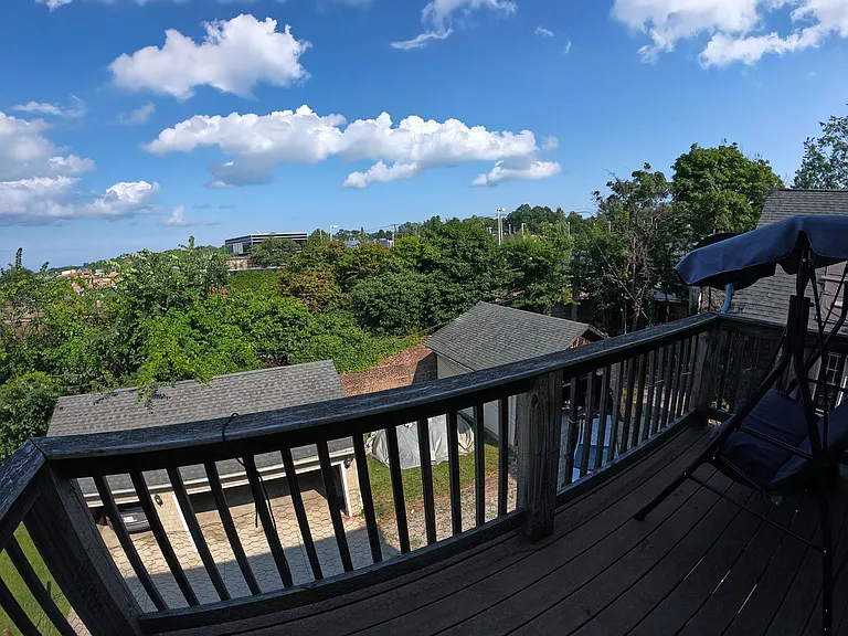 1661 Hillcrest Rd #3 — Photo 9