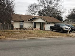 1308 Mercedes St, Benbrook, TX 76126