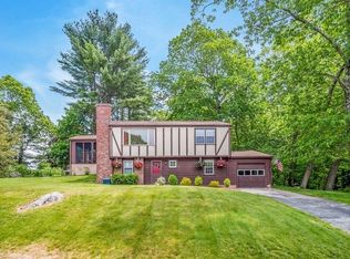 1 Larchmont Rd, North Reading, MA 01864