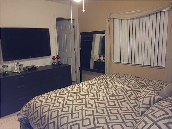 5th image of 5308 NE 2nd Ave