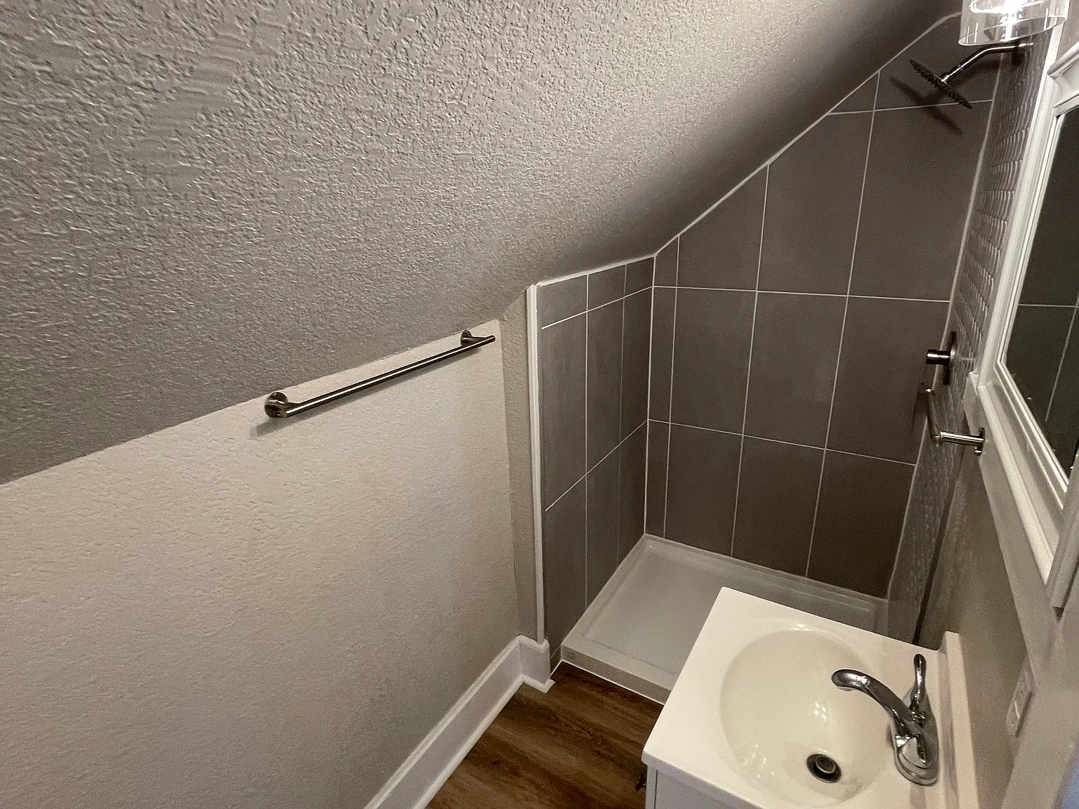 2 bed, 850 sqft, $1,300 — Photo 1