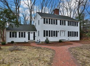17 Fernway, Lynnfield, MA 01940
