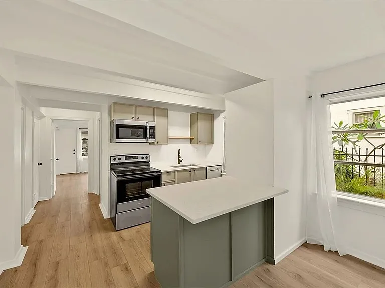 925 16th Ave N #1 — Photo 19