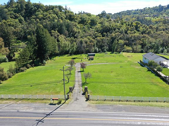 4th image of 1360 NE Riebli Road