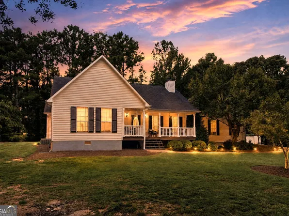 305 Annie Ln, Locust Grove, GA 30248