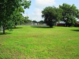1964 3rd St, High Island, TX 77623