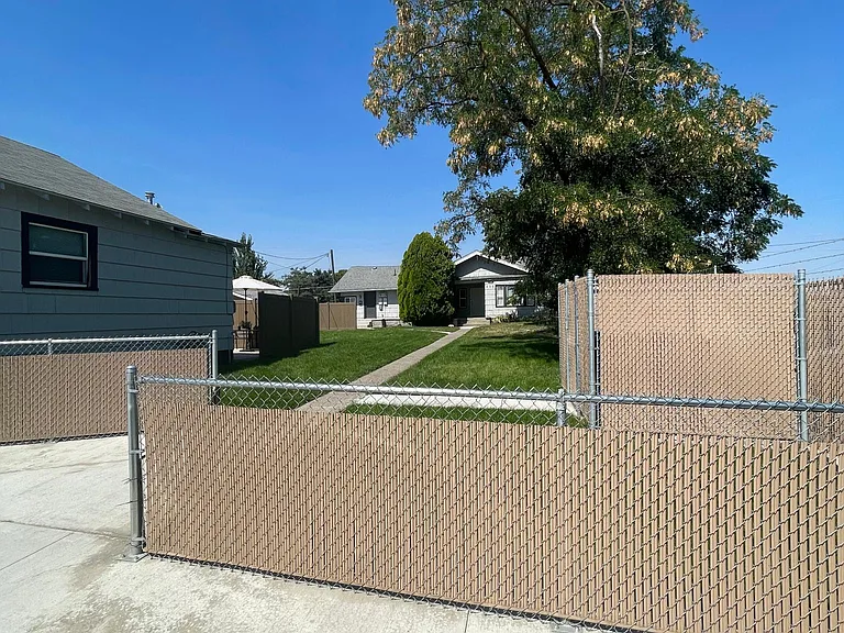 438 W Sinto Ave — Photo 5
