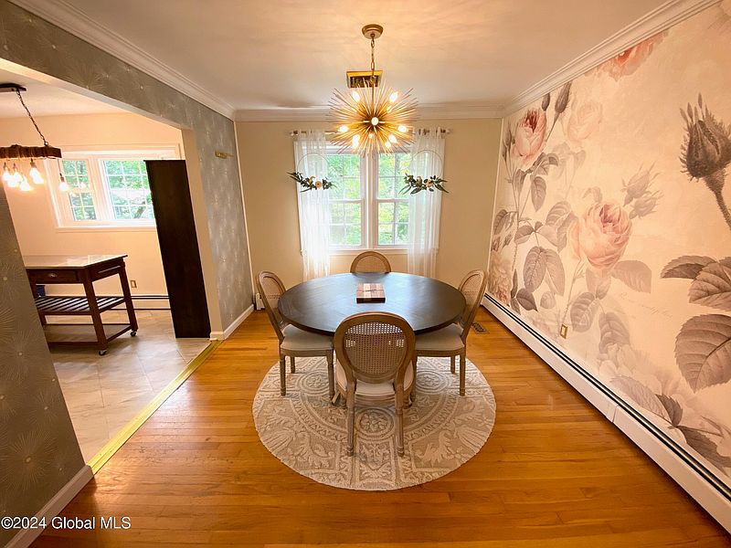 4th image of 3300 E Lydius Street