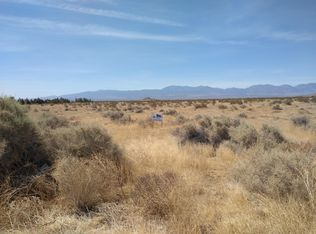 Avenue O E, Palmdale, CA