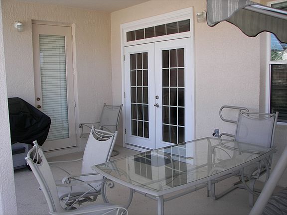 French doors to pool