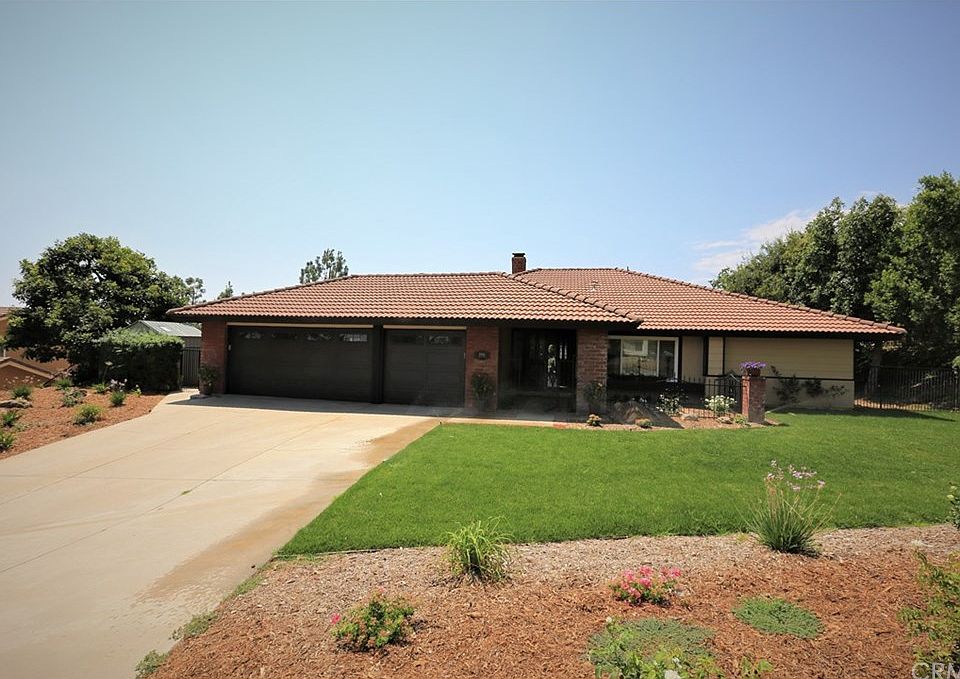 1st image of 4946 Jadeite Ave