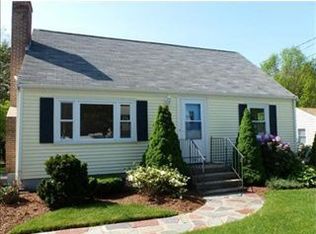 369 Lexington St, Woburn, MA 01801