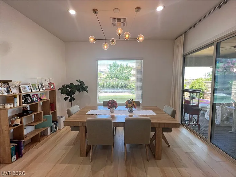 116 Colantonio Ct — Photo 15