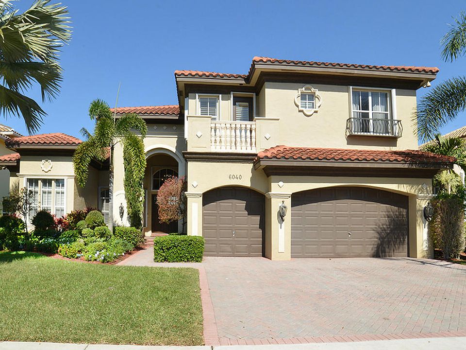 Home For Sale In Mizners Preserve
