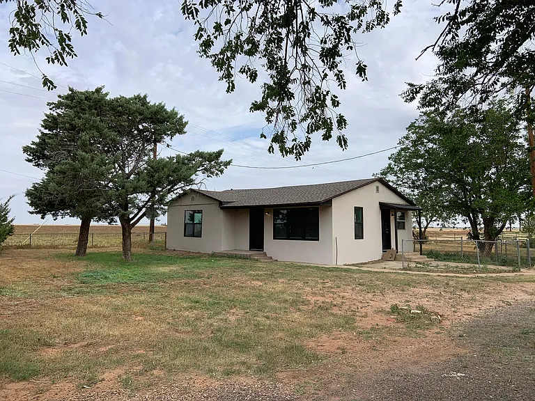 6753 E State Road 114 — Photo 1