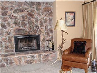 4th image of 40 Harbor Ln Unit 32