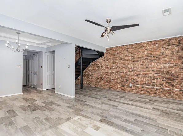 220 Elizabeth St APT F4, Chapel Hill, NC 27514