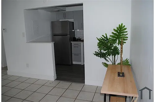 2345 NE 135th St #206-210 Photo 1