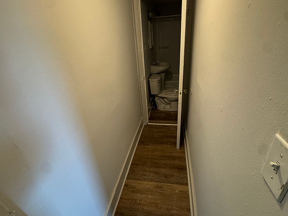 3rd image of 530 Michigan St #3