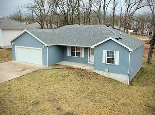 2087 Audrey Ln, Lebanon, MO 65536