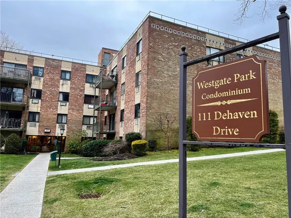 111 De Haven Drive #325, Yonkers, NY 10703