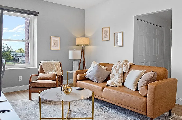 5621 Pershing Ave #1 — Photo 3