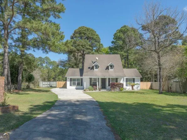 13 Deals Cir S, Woodbine, GA 31569