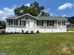 1841 Old Spg, Valley Reading, PA 19604