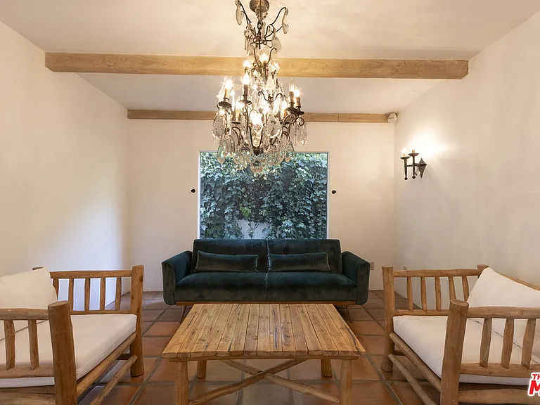 1407 N Beverly Dr — Photo 20