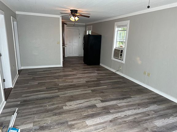 5th image of 226 Hulin St