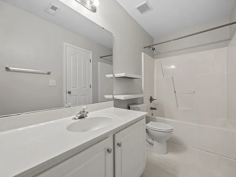 409 Burrell Rd — Photo 30