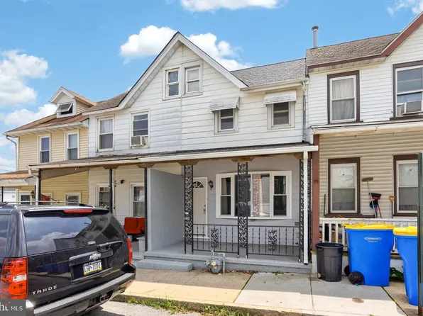 204 Grant St, Parkesburg, PA 19365