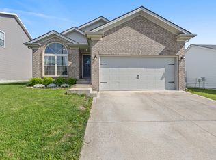 582 Lucille Dr, Lexington, KY 40511