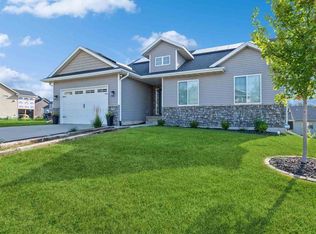 572 Dakota Ave, Tiffin, IA 52340
