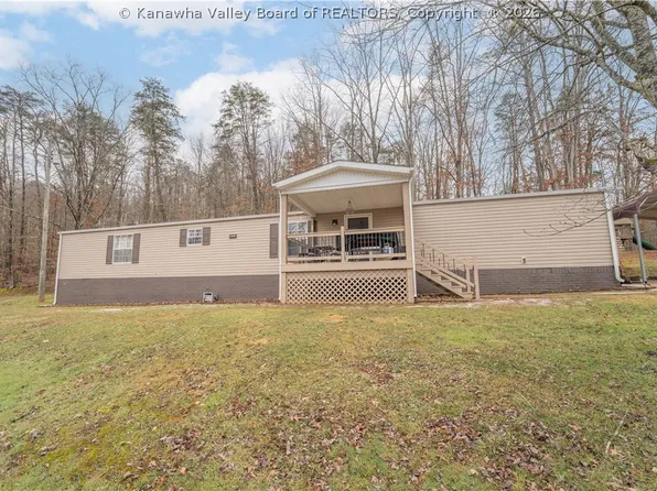 155 Clagg Dr, Culloden, WV 25510