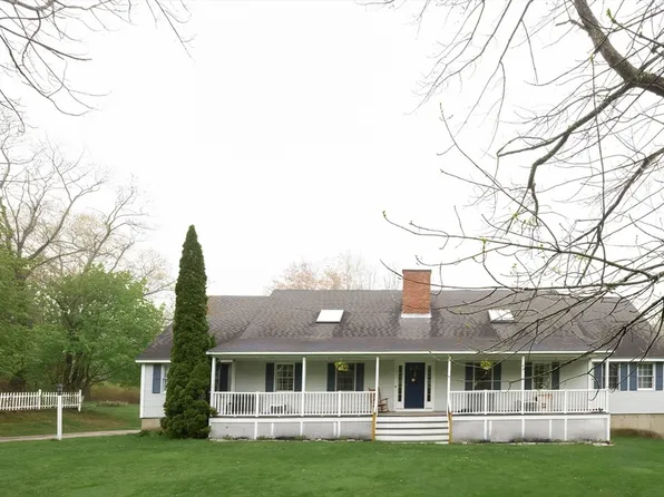 121 Haverhill Rd, Amesbury, MA 01913