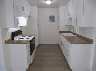 15720 1/2 Ryon Ave, Bellflower, CA 90706