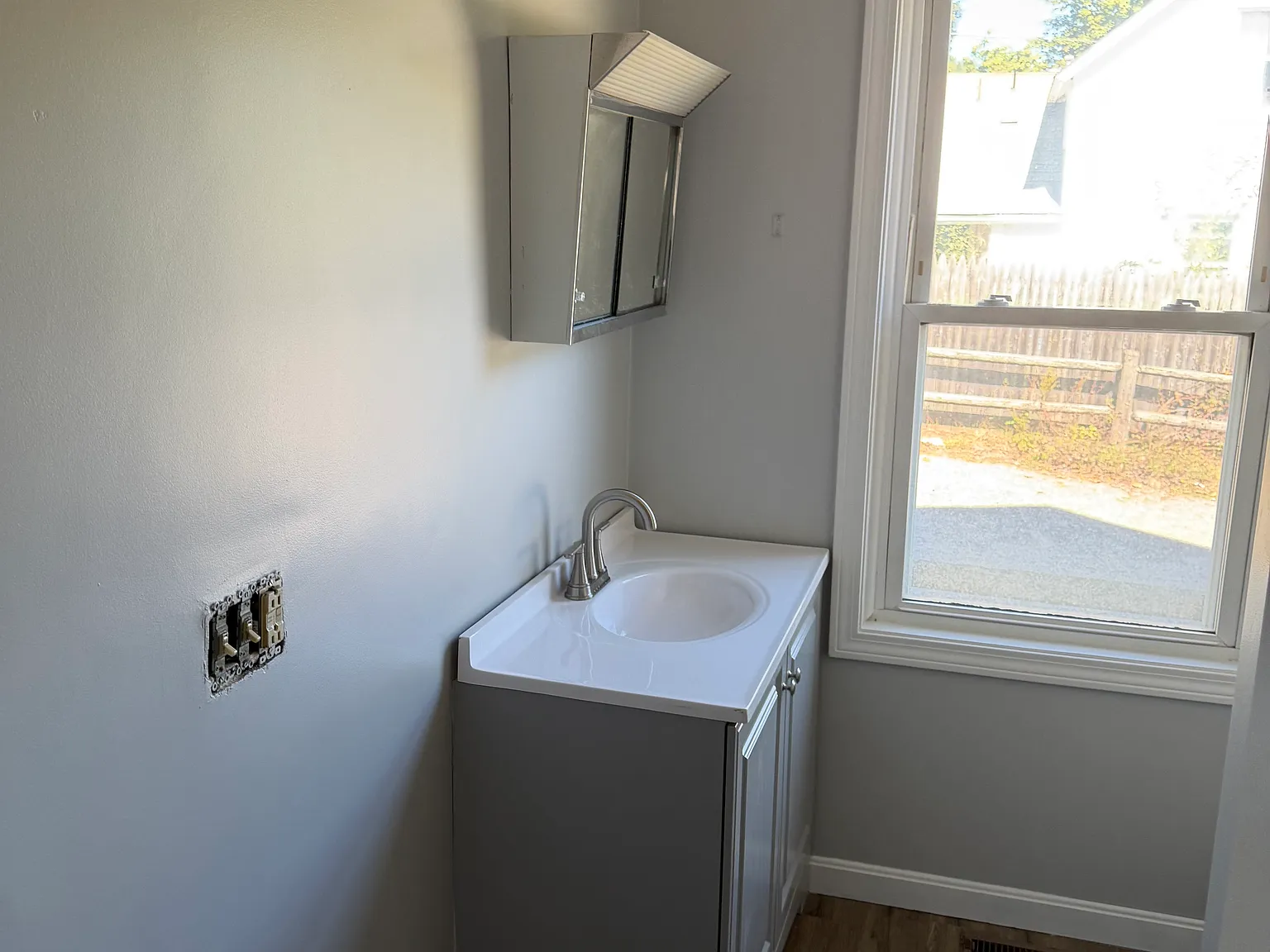 125 S Main St — Photo 2